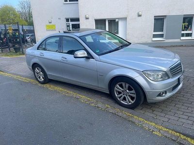 Second-hand Mercedes 220 170 CP (125 kW) 2008 Argintiu Berlinǎ