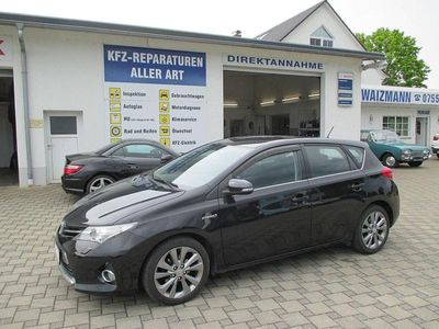 Toyota Auris Hybrid
