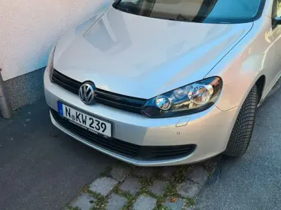 Gebraucht VW Golf VI Trendline 86 PS (63 kW) 2011 Silber Kleinwagen