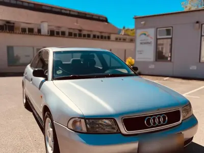 Occasion Audi A4 150 ch (110 kW) 1996 Argent Berline
