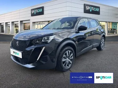 Gebraucht Peugeot e-2008 Active 100 kW (136 PS) 2022 Schwarz SUV