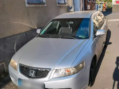 Gebraucht Honda Accord 140 PS (102 kW) 2004 Silber Kombi