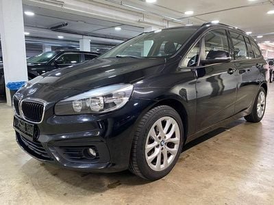 Black sapphire metallic Gebraucht 2018 BMW 216 Kombi | 13.997 € (Fairer Preis)