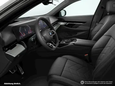 Gebraucht BMW 540 M Sport 286 PS (210 kW) 2025 Grau Kombi