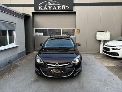 Używany Opel Astra Innovation 140 KM (102 kW) 2013 Kombi