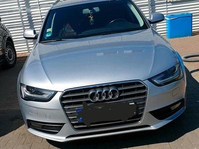 Gebraucht Audi A4 136 PS (100 kW) 2015 Silber Kombi