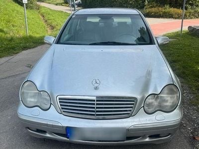 Mercedes C270