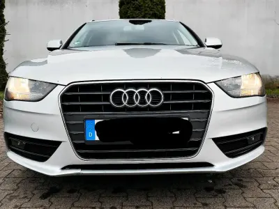 Gebraucht Audi A4 143 PS (105 kW) 2012 Silber Kombi