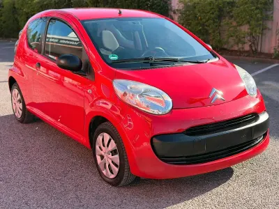 Gebraucht Citroën C1 60 PS (44 kW) 2009 Rot Kleinwagen