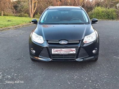 Gebraucht Ford Focus Trend 125 PS (91 kW) 2013 Schwarz Kombi