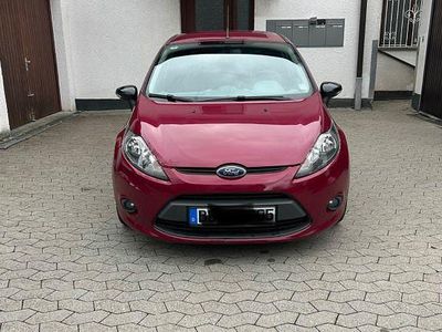 Gebraucht Ford Fiesta Trend 82 PS (60 kW) 2009 Rot Kleinwagen
