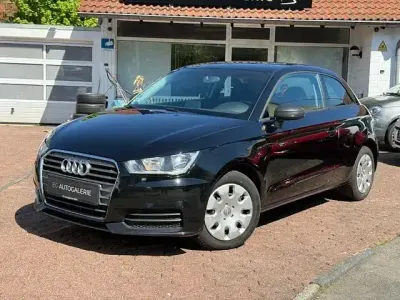 Gebraucht Audi A1 Basis 90 PS (66 kW) 2015 Schwarz Kleinwagen