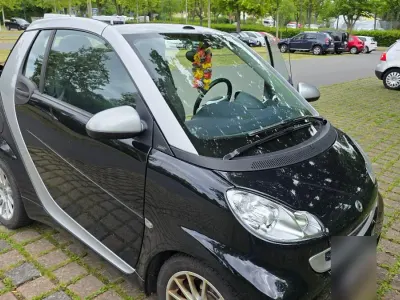 Gebraucht Smart ForTwo Cabrio 54 PS (39 kW) 2012 Schwarz Cabrio