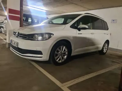 Gebraucht VW Touran Comfortline 110 PS (80 kW) 2016 Van / Kleinbus