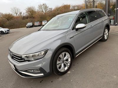 Mondsteingrau Gebraucht 2022 VW Passat Alltrack Kombi | 29.980 € (Fairer Preis)