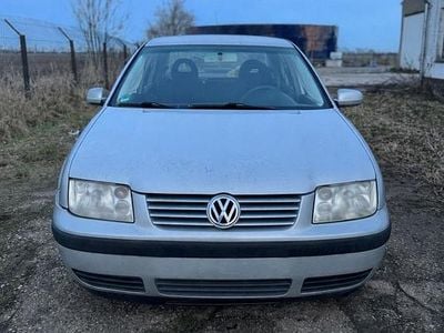 Gebraucht VW Bora 101 PS (74 kW) 1999 Silber Coupé