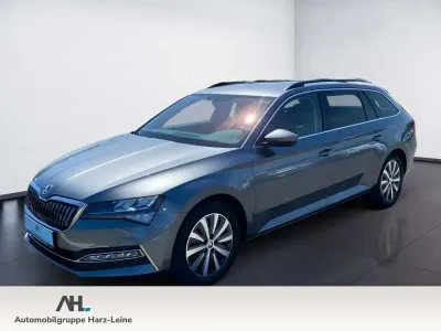 Gebraucht Skoda Superb Ambition 218 PS (160 kW) 2023 Grau Kombi