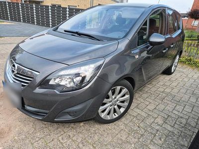 Second-hand Opel Insignia 110 CP (80 kW) 2010 Gri Monovolum