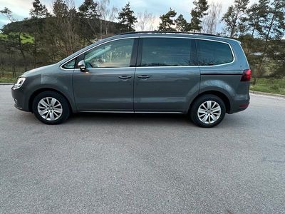 Usata VW Sharan 150 CV (110 kW) 2017 Verde Monovolume