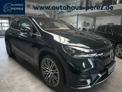 Gebraucht Mercedes EQE350 Premium 214 kW (292 PS) 2024 Grün SUV