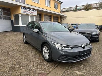 Grau Gebraucht 2020 VW Golf VIII Life Limousine | 15.900 € (Fairer Preis)