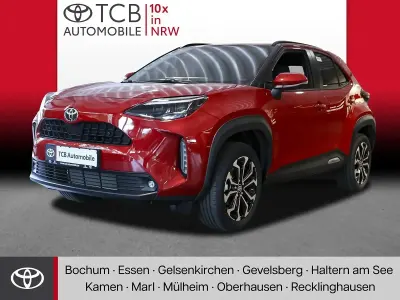 Gebraucht Toyota Yaris Cross 131 PS (96 kW) 2026 Emotional red SUV