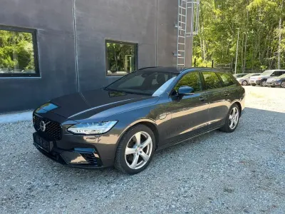 Gebraucht Volvo V90 R-Design 253 PS (186 kW) 2021 Grau Kombi