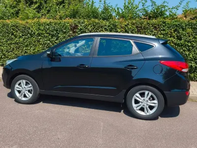 Gebraucht Hyundai ix35 Style 163 PS (119 kW) 2011 Schwarz SUV