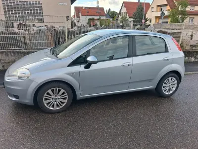 Gebraucht Fiat Punto 77 PS (56 kW) 2008 Grau Kleinwagen
