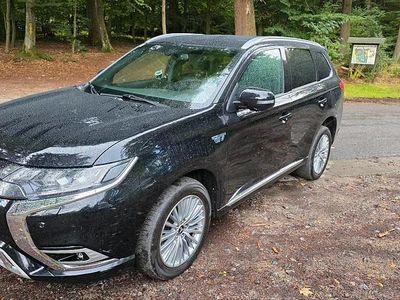 Mitsubishi Outlander P-HEV