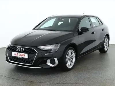 Używany Audi A3 Advanced 150 KM (110 kW) 2022 Czarny Sedan/Limuzyna