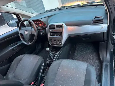 Brugt Fiat Punto 75 HK (55 kW) 2009 Sort Hatchback