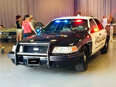 Gebraucht Ford Crown Victoria 250 PS (183 kW) 2009 Schwarz Limousine