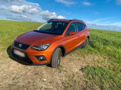 Gebraucht Seat Arona 95 PS (69 kW) 2018 Orange SUV