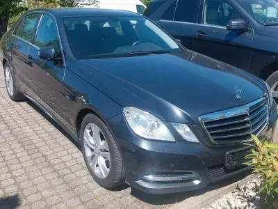 Brugt Mercedes E220 Avantgarde 170 HK (125 kW) 2012 Blå Sedan