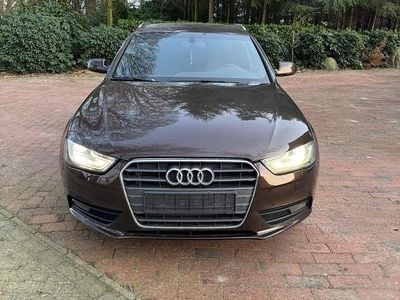 Gebraucht Audi A4 140 PS (102 kW) 2012 Braun Kombi