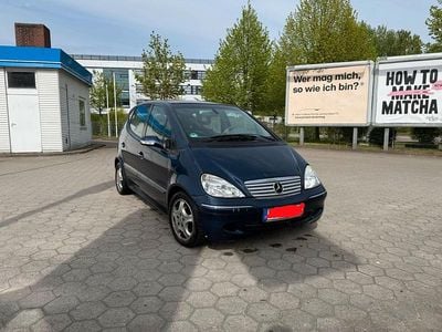 Usata Mercedes A160 102 CV (75 kW) 2003 Blu Monovolume