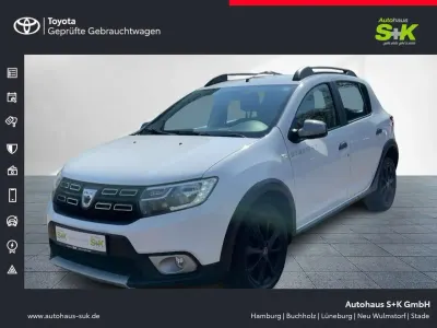 Gebraucht Dacia Sandero Celebration 90 PS (66 kW) 2017 Weiß Kleinwagen