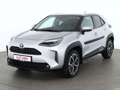 Gebraucht Toyota Yaris Hybrid Elegant 116 PS (85 kW) 2022 Silber SUV