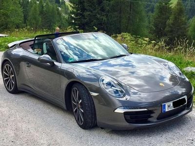 Porsche 911 Carrera 4 Cabriolet