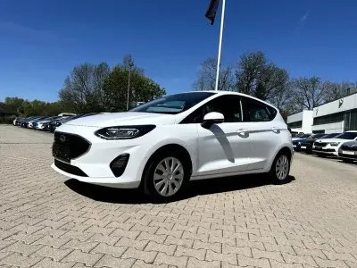 Gebraucht Ford Fiesta Cool & Connect 101 PS (74 kW) 2022 Frost weiß Kleinwagen