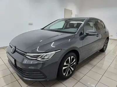 Gebraucht VW Golf VIII United 116 PS (85 kW) 2021 Grau Limousine