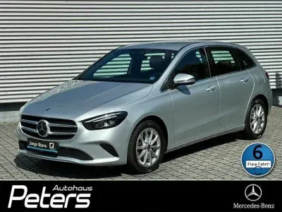 Usata Mercedes E250 Progressive 160 CV (117 kW) 2022 Argento Berlina