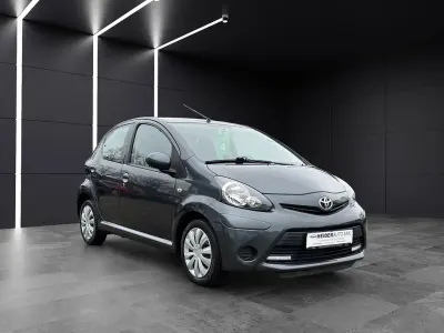 Second-hand Toyota Aygo Cool 68 CP (50 kW) 2012 Gri Hatchback