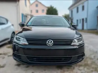 Gebraucht VW Jetta Comfortline 105 PS (77 kW) 2012 Schwarz Limousine