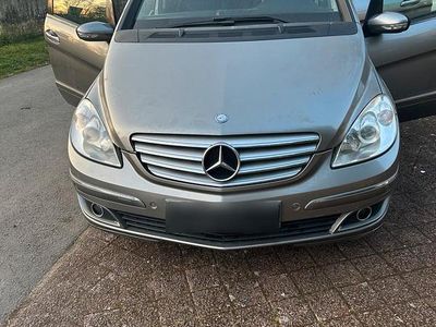 Gebraucht Mercedes B200 2007 Gold Van / Kleinbus