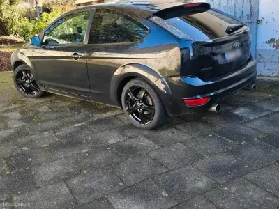 Usata Ford Focus 100 CV (73 kW) 2010 Nero Coupé
