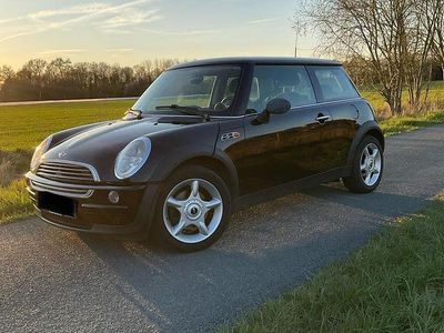 Gebraucht Mini Cooper 90 PS (66 kW) 2004 Schwarz Kleinwagen