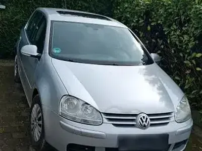 Gebraucht VW Golf VI 140 PS (102 kW) 2009 Silber Kleinwagen
