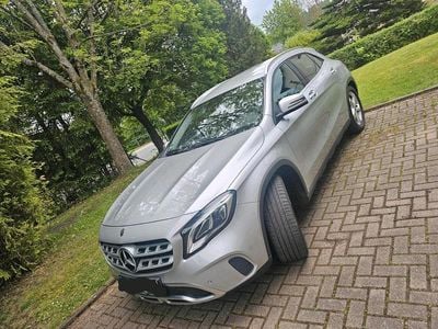 Mercedes GLA200